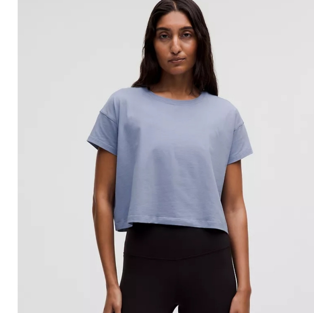 Women's Blue Cropped Top